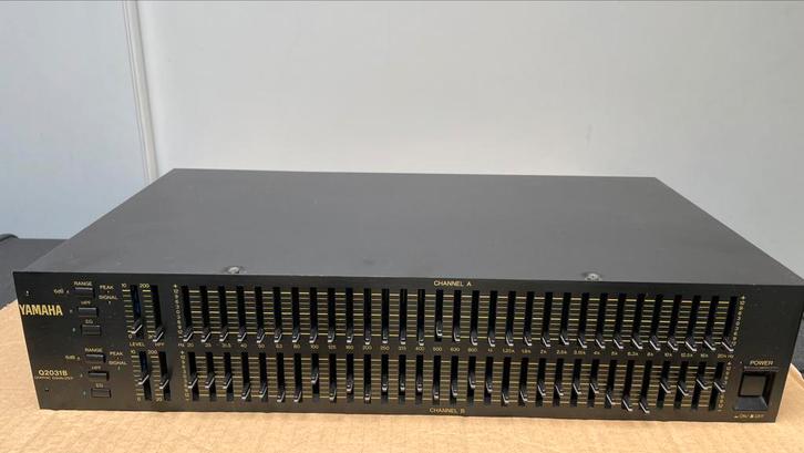Yamaha Q2031B. Professional Graphic Equaliser, Audio, Tv en Foto, Versterkers en Receivers, Zo goed als nieuw, Stereo, Yamaha