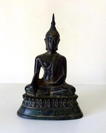 Bronzen beeldje van zittende Boeddha Aziatisch 5619-b beschikbaar voor biedingen