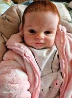 Branka full body silicone baby meisje, Verzamelen, Ophalen, Zo goed als nieuw, Levensecht of Reborn, Kleertjes