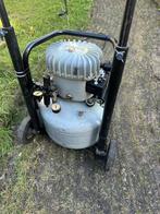 Jun-Air stille compressor, Doe-het-zelf en Verbouw, Compressors, 6 tot 10 bar, Ophalen of Verzenden, Zo goed als nieuw, Minder dan 200 liter/min