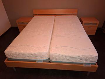 2 persoonsbed met electrische lattenbodem en Mline matras beschikbaar voor biedingen