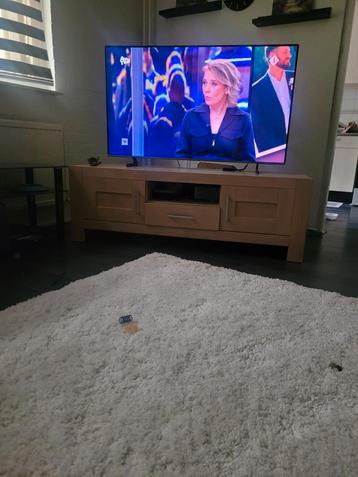 tv meubel gratis beschikbaar voor biedingen