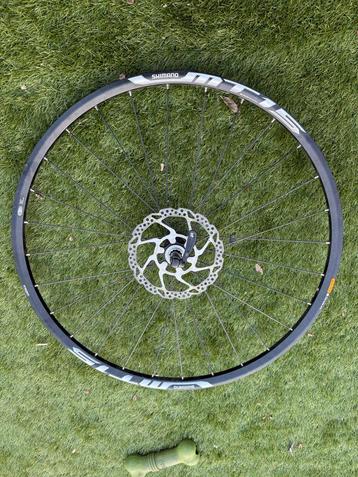 Wielenset 28 inch Shimano met schijfremmen en cassette beschikbaar voor biedingen