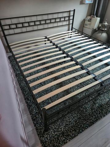Twee persoonsbed 200x180