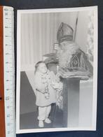 Fotokaart Foto Sinterklaas Saint Nicolas Sint Niklaas, Ophalen of Verzenden, 1940 tot 1960, Ongelopen, Feest(dag)