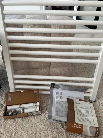 Radiator nieuw 53X56 beschikbaar voor biedingen