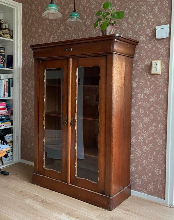 Antieke Biedermeier buffetkast met glazen deuren, Antiek en Kunst, Antiek | Meubels | Kasten, Ophalen