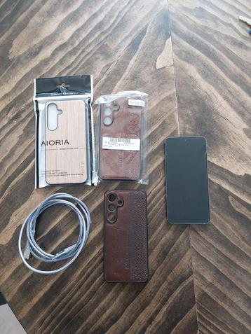 Samsung S24 256GB incl. 2x extra hoesjes, Kabel, screenprote beschikbaar voor biedingen