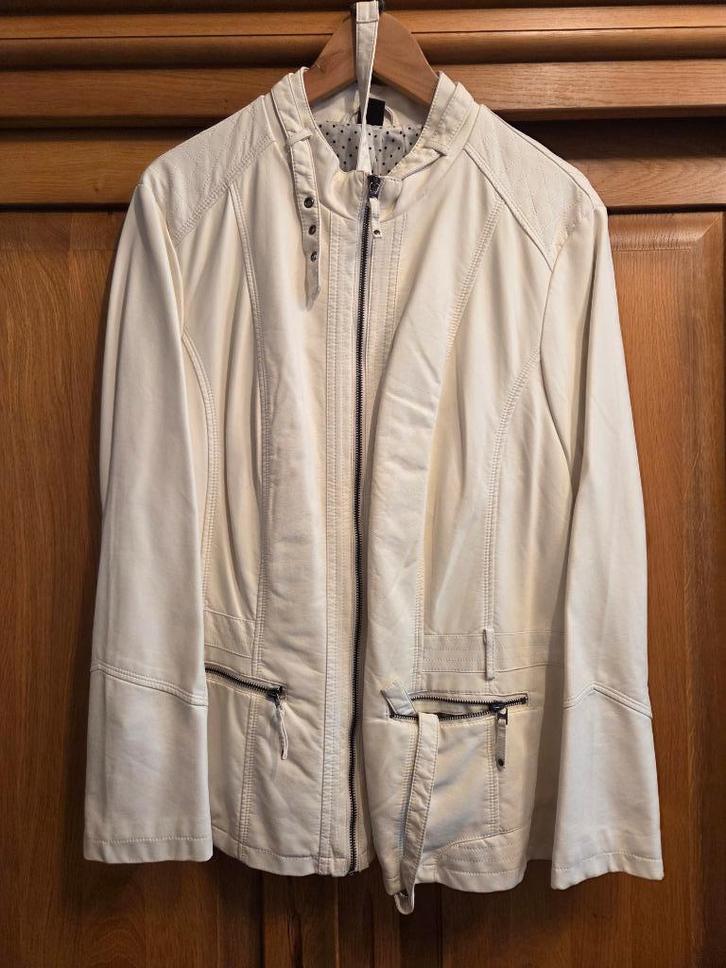 Wit jasje, Kleding | Dames, Jasjes, Kostuums en Pakken, Nieuw, Jasje, Maat 46/48 (XL) of groter, Wit, Ophalen of Verzenden