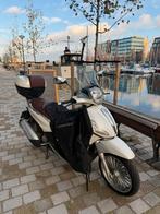 Piaggio Beverly 125 | 2011 | 120 km/u | topstaat, Fietsen en Brommers, Ophalen, Gebruikt, Overige modellen, 125 cc