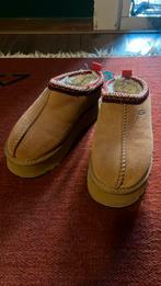 UGG, Ophalen of Verzenden, Zo goed als nieuw
