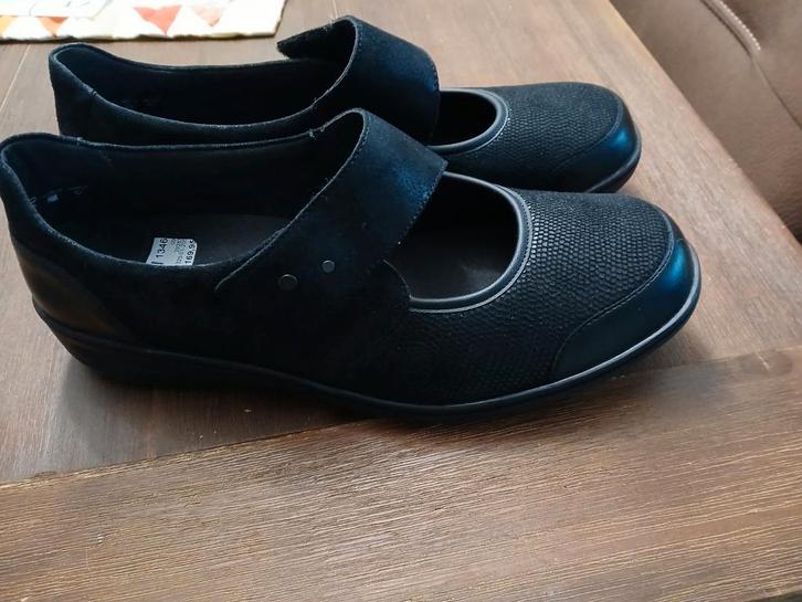 Zwarte schoen merk Solidus bandschoen maat 43 breedte K, Kleding | Dames, Schoenen, Nieuw, Zwart, Ophalen of Verzenden