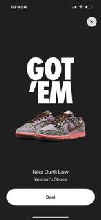 Harris Tweed Nike dunk low 44,5, Kleding | Heren, Schoenen, Overige kleuren, Nike, Nieuw, Ophalen of Verzenden