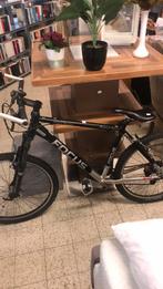 Een hele mooie en goeie mountainbike zwart, Ophalen of Verzenden, Zo goed als nieuw, Kringloopdebilt, 3731LG