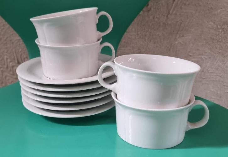 Arzberg Corso 4 kopjes en 6 schotels, Huis en Inrichting, Keuken | Servies, Zo goed als nieuw, Kop(pen) en/of Schotel(s), Effen