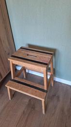 Houten Opstapje / Krukje, Ophalen, Gebruikt, Eén, Hout