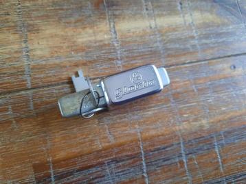 N.O.S oldtimer spaakslotje met sleutels maxi N ?? beschikbaar voor biedingen