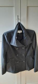 Nieuwe prachtige korte vila jas maat m, Maat 38/40 (M), Vila, Nieuw, Ophalen of Verzenden