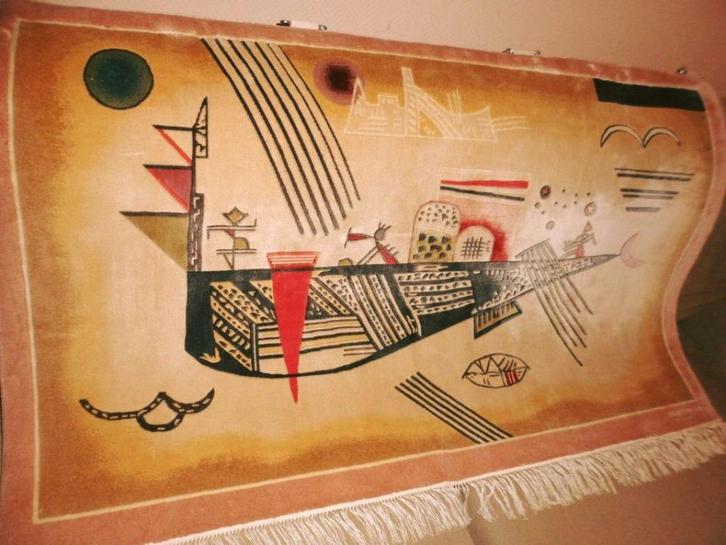 Kunst moderne wandtapijt (Wassily Kandinsky) Van puur zijde, Huis en Inrichting, Stoffering | Tapijten en Kleden, Zo goed als nieuw