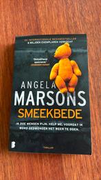 Angela Marsons - Smeekbede (Kim Stone 13), Ophalen of Verzenden, Zo goed als nieuw, Nederland, Angela Marsons