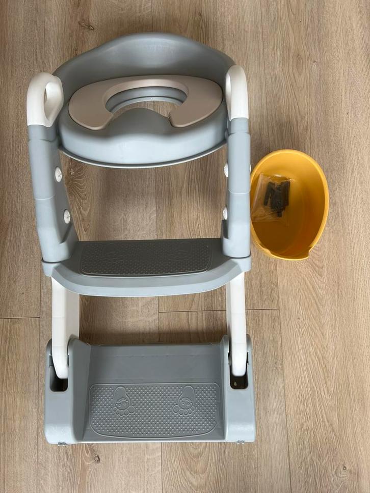 Kinder toilettrainer met trapje en uitneembaar potje, Kinderen en Baby's, Badjes en Verzorging, Zo goed als nieuw, Overige typen