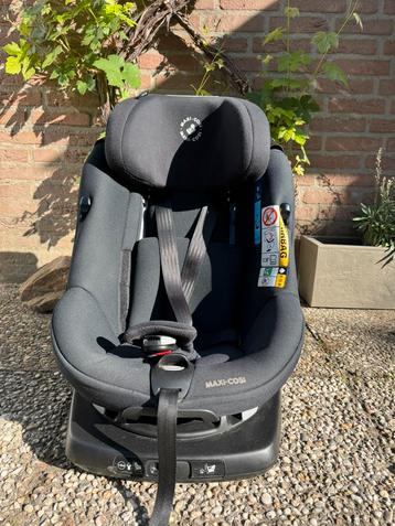 Maxi Cosi Axissfix i-Size (360gr draaibaar, zwart) beschikbaar voor biedingen