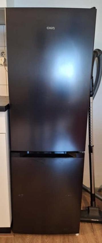 Koelkast, Chiq, 157 L, 144 cm, zwart, koel-vries combi beschikbaar voor biedingen