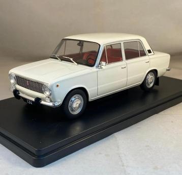 Whitebox Fiat 124 - 1:24 beschikbaar voor biedingen