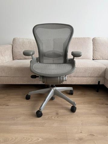 Herman Miller Aeron bureaustoel beschikbaar voor biedingen