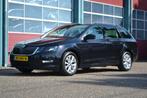 Skoda Octavia Combi 1.0 TSI Greentech Ambition Business, Stof, Gebruikt, Met garantie (alle), Zwart