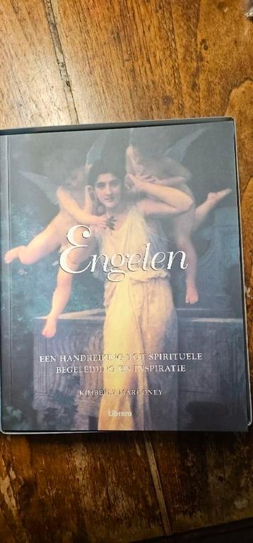 K. Marooney - Engelen  kaarten en boek in doos. Als nieuw. beschikbaar voor biedingen