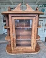 Leuk houten kastje op pootjes, brocante, vintage, Huis en Inrichting, Kasten | Overige, Ophalen, Gebruikt