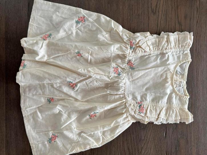 Babyjurk met romper – geborduurd & kantdetails – nieuw, Kinderen en Baby's, Babykleding | Overige, Zo goed als nieuw, Meisje, Ophalen of Verzenden
