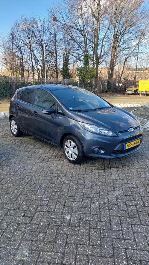 Ford Fiësta 1.25 60KW 5DR 2010 Grijs NIEUWE APK, Auto's, Ford, Particulier, Fiësta, Airbags, Isofix, Parkeersensor, Benzine, B