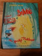 Brikkie en spookje Piekhaar - Carry Slee, Fictie algemeen, Carry Slee, Ophalen of Verzenden, Zo goed als nieuw