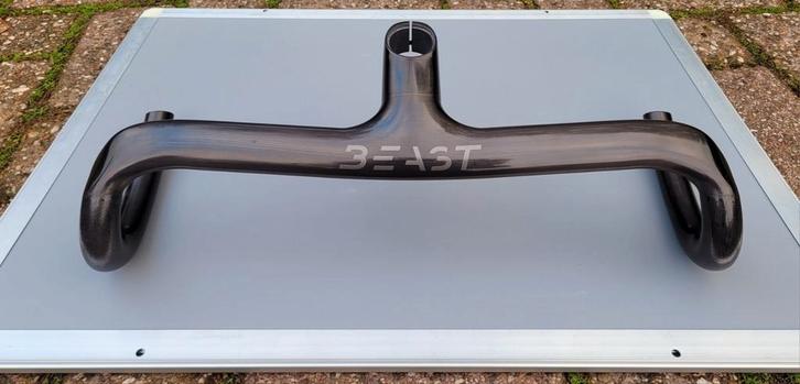 Sale BEAST, aero racefiets geïntegreerde cockpit carbon, Fietsen en Brommers, Fietsonderdelen, Nieuw, Racefiets, Stuur, Ophalen of Verzenden