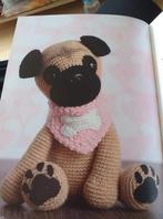 Leuke gehaakte mopshond, Hobby en Vrije tijd, Breien en Haken, Ophalen of Verzenden, Nieuw, Haken, Overige typen