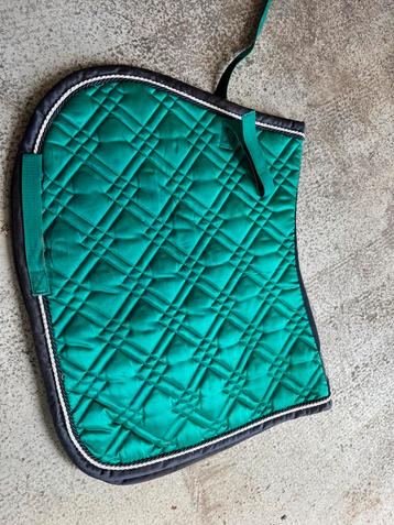 Eskadron springdekje full beschikbaar voor biedingen