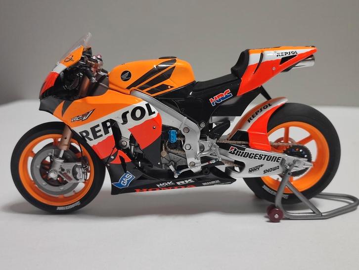 Minichamps: Honda RC212V - Dani Pedrosa - MotoGP 2009, Hobby en Vrije tijd, Modelauto's | 1:5 tot 1:12, Nieuw, Motor, 1:9 t/m 1:12