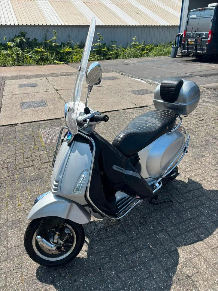 Vespa Primavera 2017 4T4V 80CC, Fietsen en Brommers, Scooters | Yamaha, Zo goed als nieuw, Overige modellen, Maximaal 45 km/u