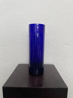 VTG Postmoderne Glazen Cilinder Vaas Indigo Kobaltblauw, Gebruikt, Blauw, Ophalen of Verzenden, Glas