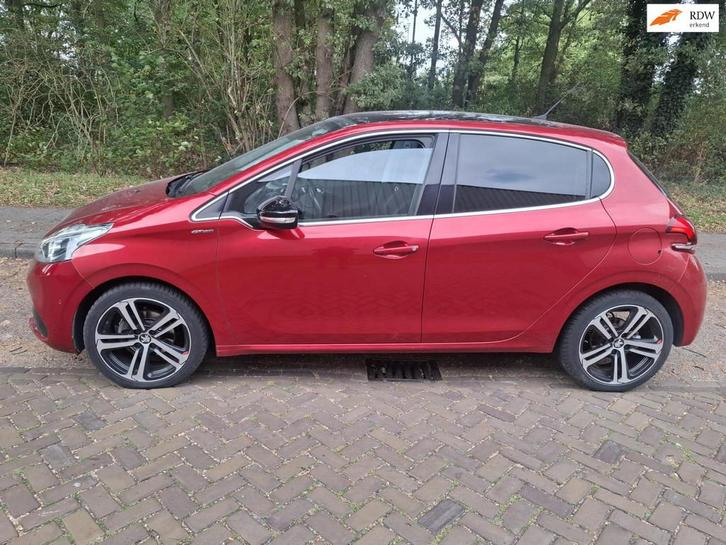 Peugeot 208 1.2 PureTech GT-Line 85887 km, Auto's, Peugeot, Bedrijf, Te koop, ABS, Achteruitrijcamera, Airbags, Airconditioning