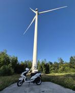 2 x agm r8 4 takt 50 cc, Ophalen, Maximaal 45 km/u, Agm, Zo goed als nieuw