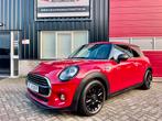 Mini Cooper 3 deurs bj 2019 Navigatie, Airco 1 JAAR GARANTIE, Auto's, Mini, Voorwielaandrijving, Stof, 102 pk, Bedrijf