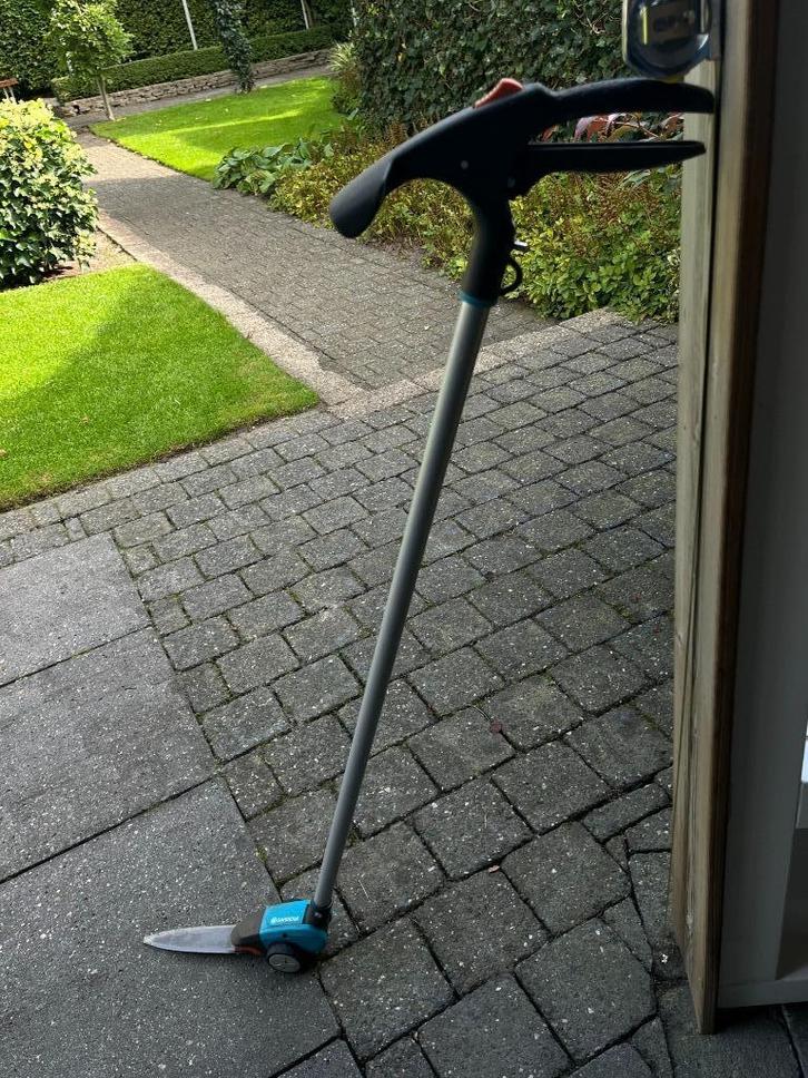 Gardena Comfort Grasschaar - op steel, Tuin en Terras, Snoeischaren, Gebruikt, Minder dan 20 mm, Ophalen of Verzenden