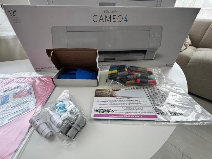 Cameo 4 Silhouette 12", Hobby en Vrije tijd, Knutselen, Nieuw, Materiaal, Ophalen