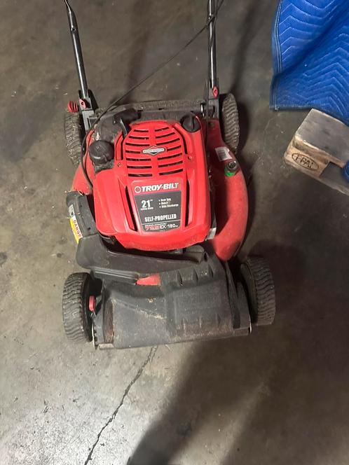 Troy bilt motormaaier met voorwielaandrijving, Tuin en Terras, Grasmaaiers, Gebruikt, Benzine-grasmaaier, 50 cm of meer, Cirkelmaaier