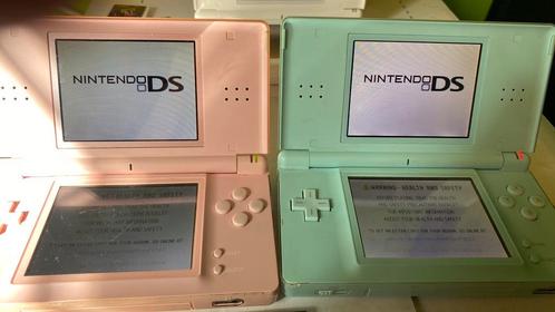 Nintendo DS Lite’s (White) (Coral Pink) (Mint Green), Spelcomputers en Games, Spelcomputers | Nintendo DS, Zo goed als nieuw, DS Lite