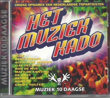 CD Muziek kado, muziek tiendaagse, vintage beschikbaar voor biedingen