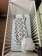 Babybed incl matras en wat beddengoed/slaapzak, Kinderen en Baby's, Babywiegjes en Ledikanten, Ophalen, Gebruikt, Ledikant